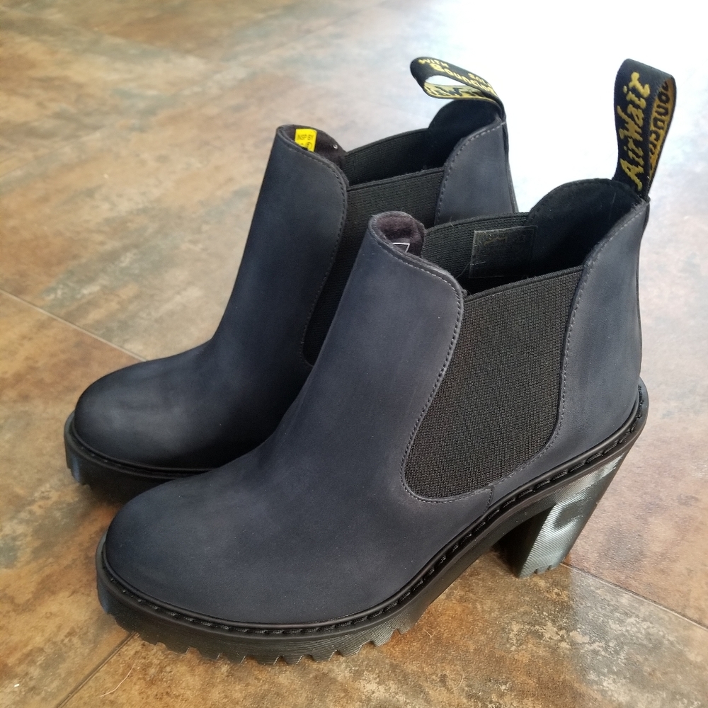NEW Dr Martens Black/Navy Nubuck Chelsea Hurston Boots